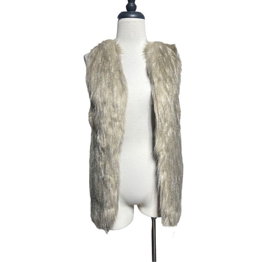 Sebby Collection Tan Faux Fur Vest Size Small Petite